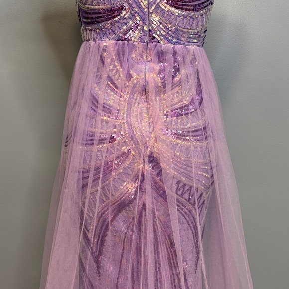 Elegant Lavender Maxi Dress with Sequins Size Small - Picture 10 of 15